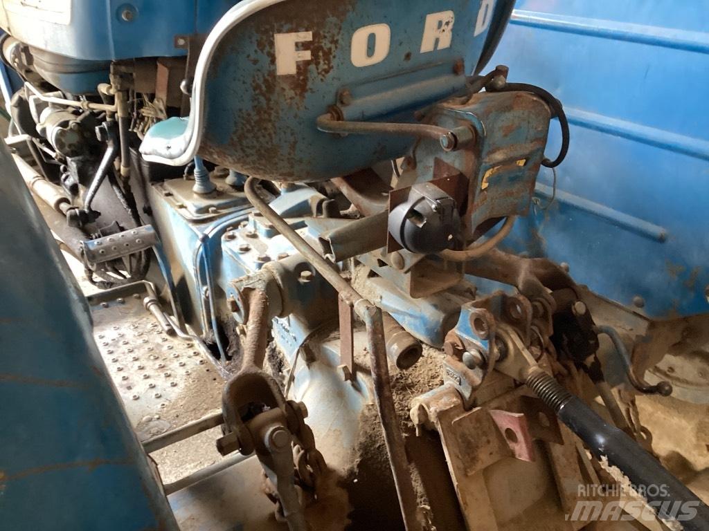 Ford 3000 Traktoren