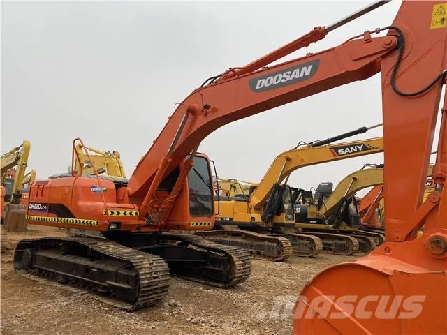 Doosan DH220LC-7 Raupenbagger