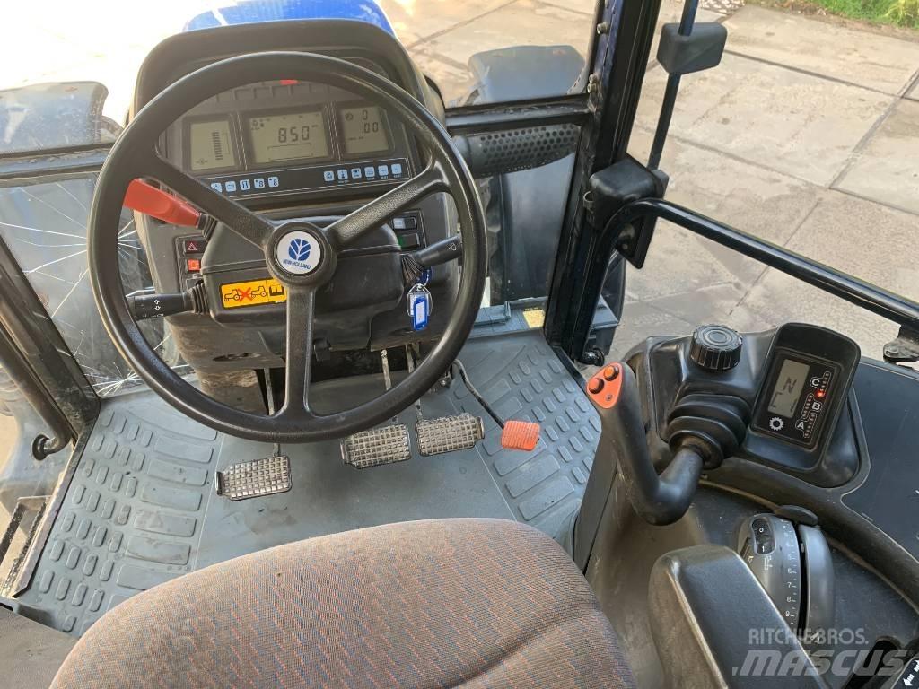 New Holland TM 125 Traktoren