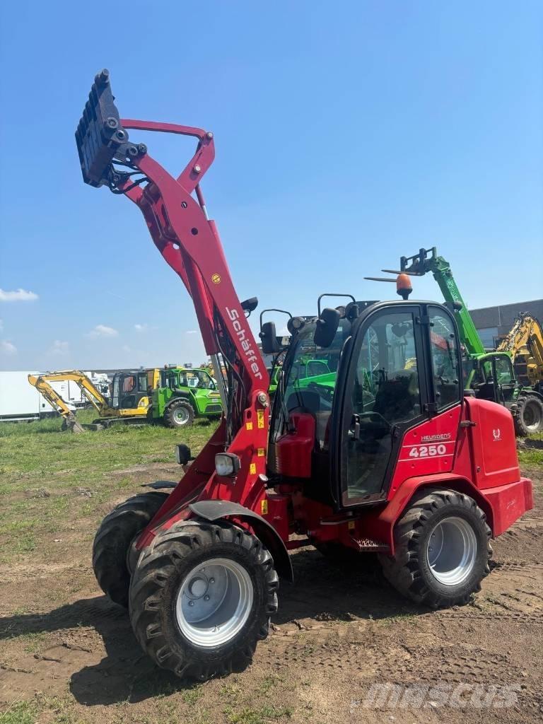 Schäffer 4250 Minilader