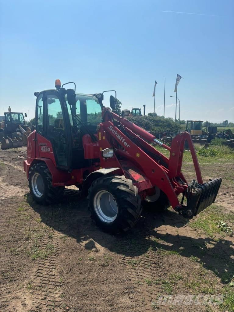 Schäffer 4250 Minilader