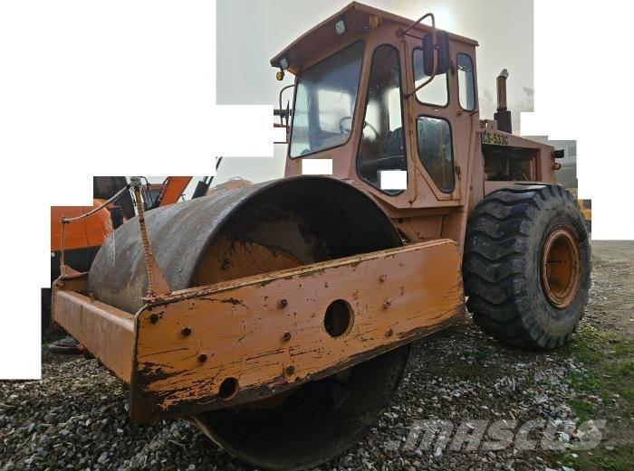 CAT CS 533 C Tandemwalzen