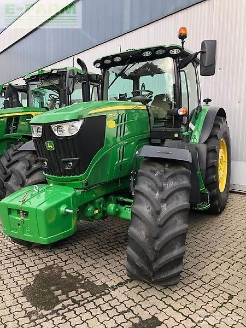 John Deere 6215r Traktoren