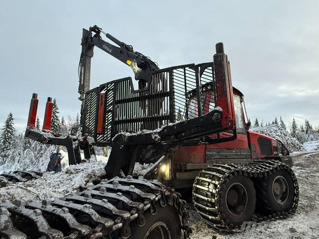 Komatsu 895 Forwarder