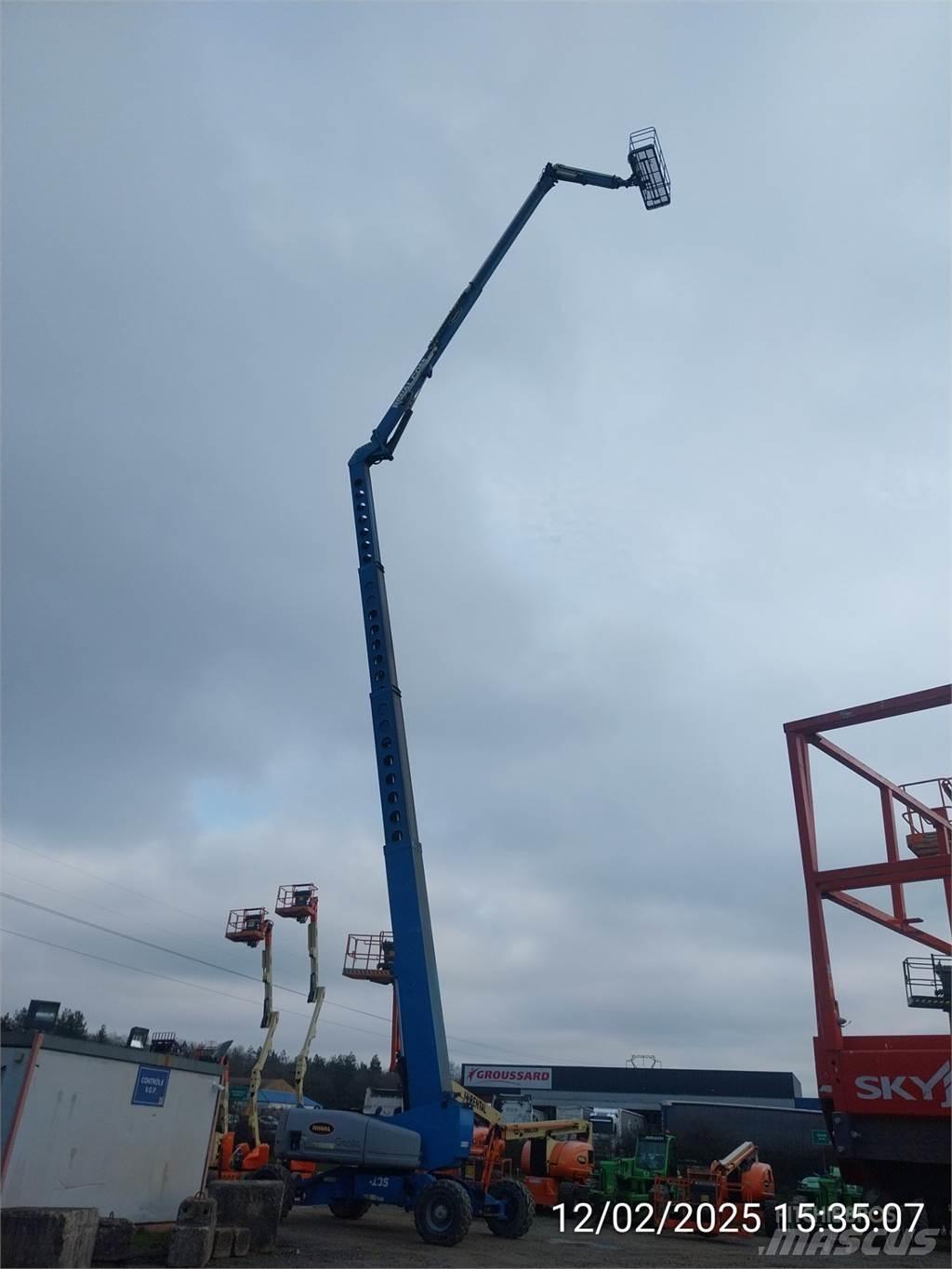 Genie Z135/70 Gelenkteleskoparbeitsbühnen