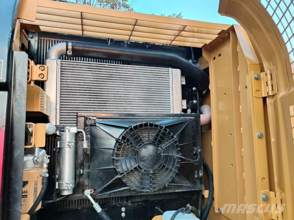 CAT 320 D Raupenbagger