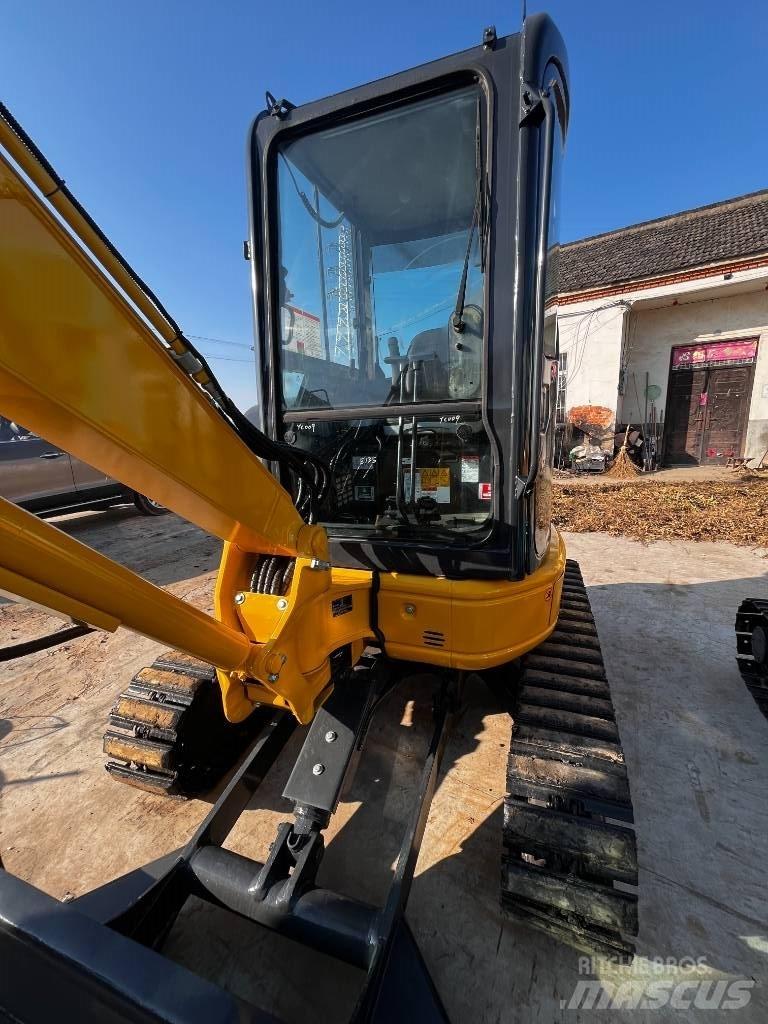 Komatsu PC 35 MR Minibagger < 7t