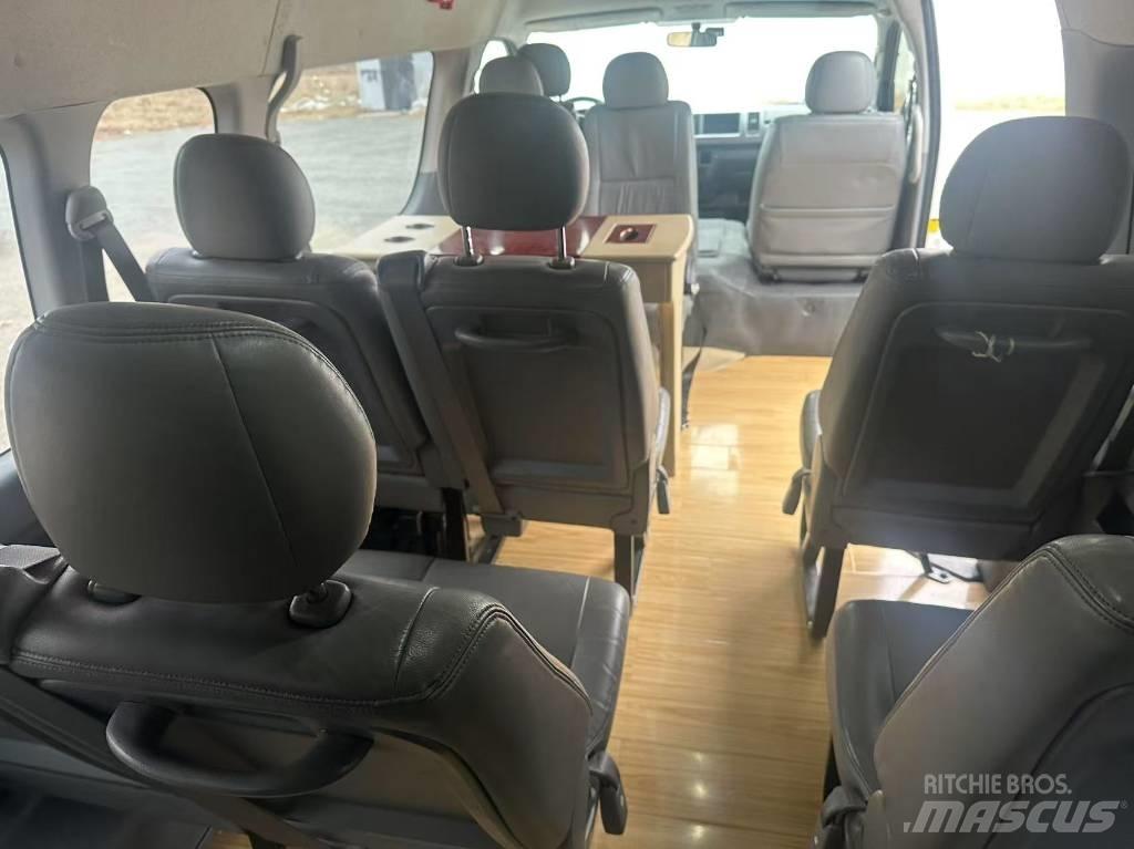 Toyota Coaster Überlandbusse