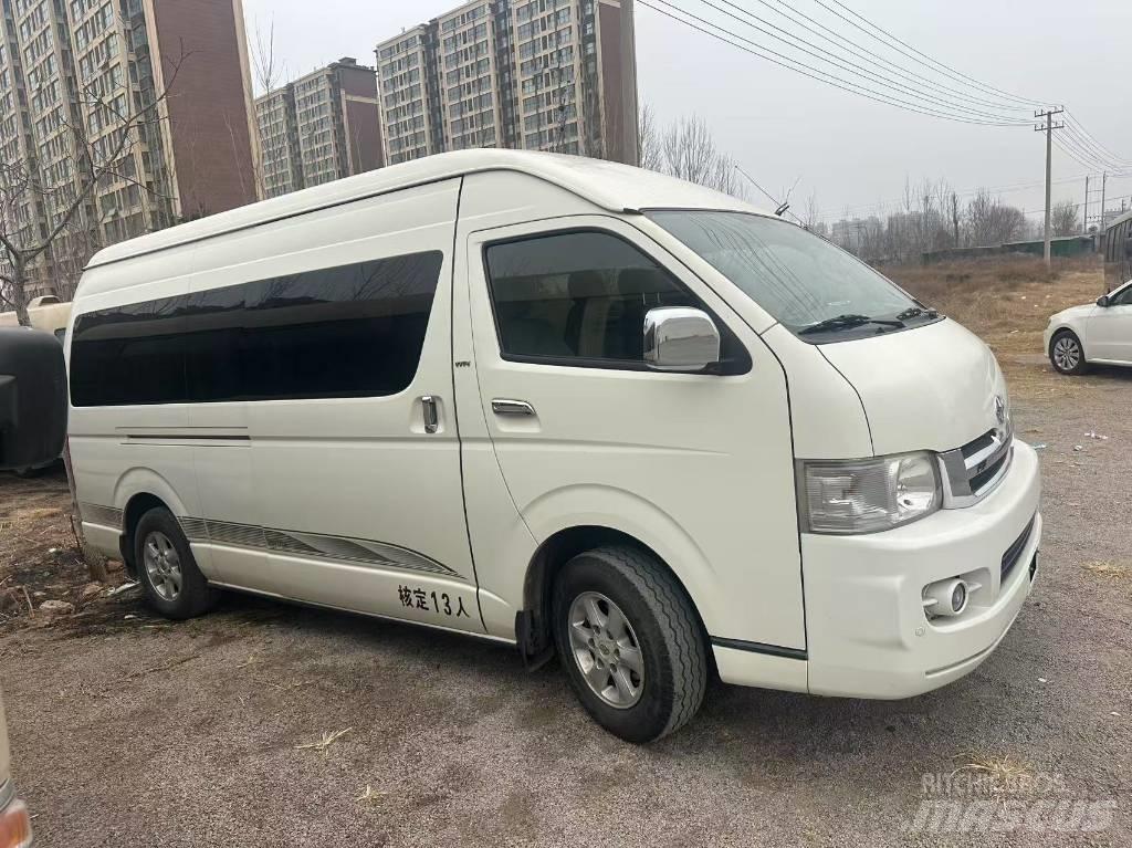 Toyota Coaster Überlandbusse