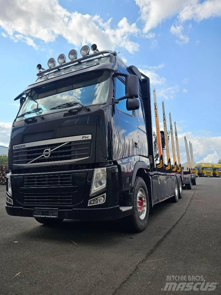 Volvo FM/FH-6X4R Holztransporter