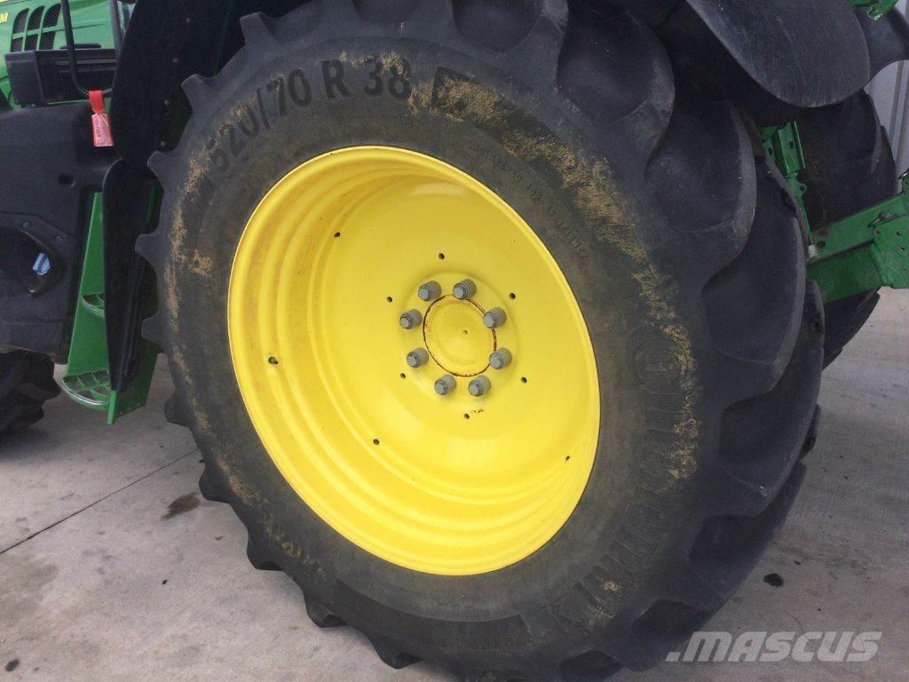 John Deere 6130M Traktoren