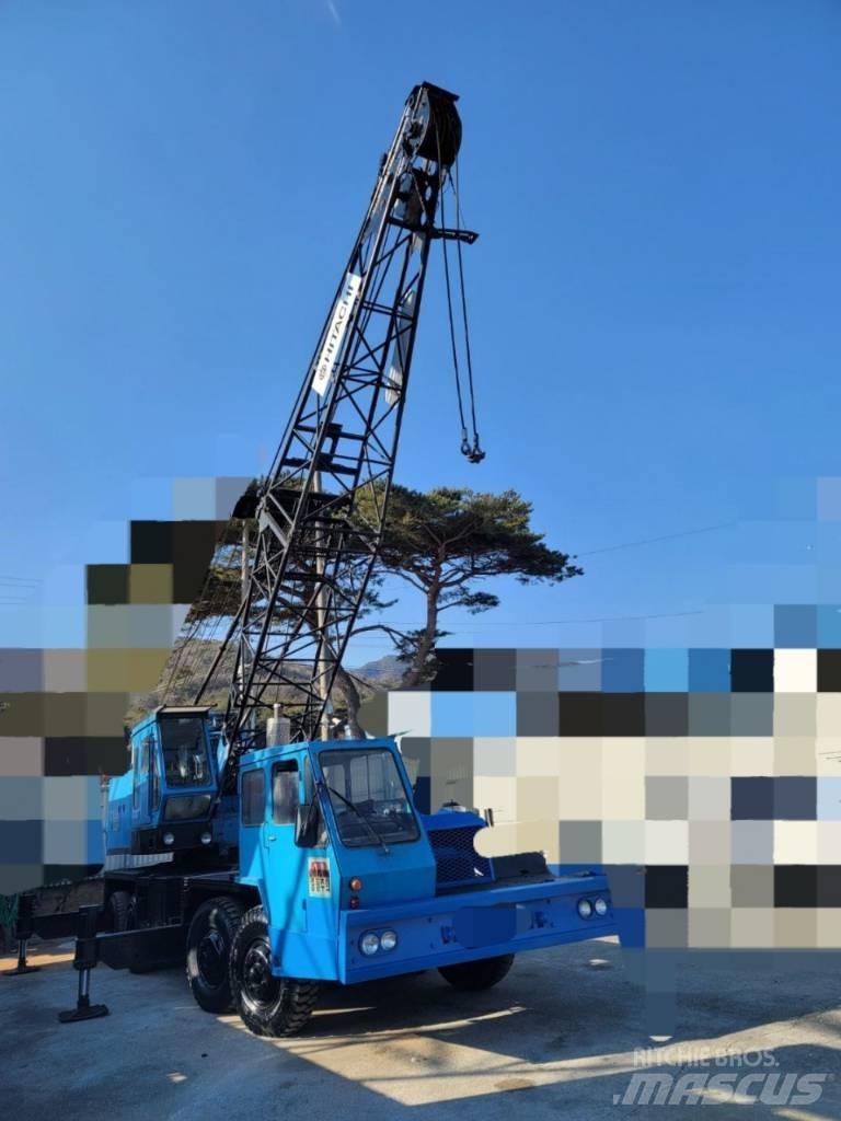 Hitachi FK 150 Raupenkrane