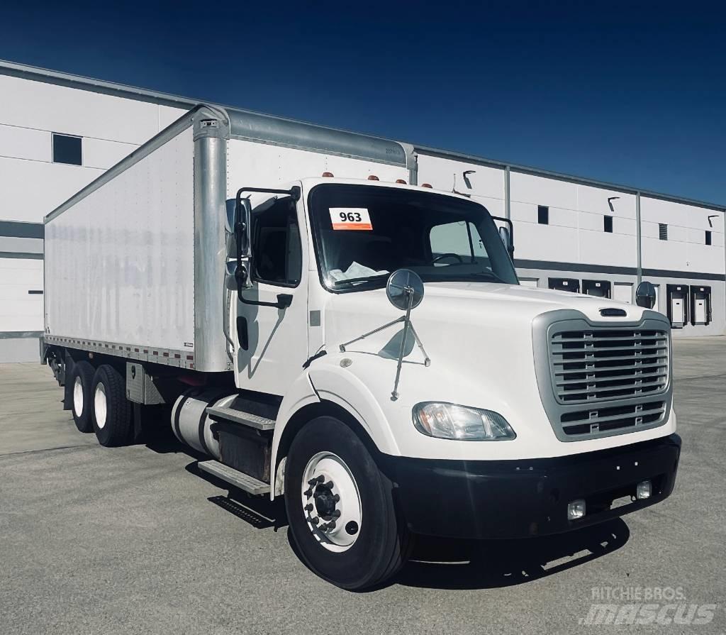 Freightliner M 106 Kofferaufbau