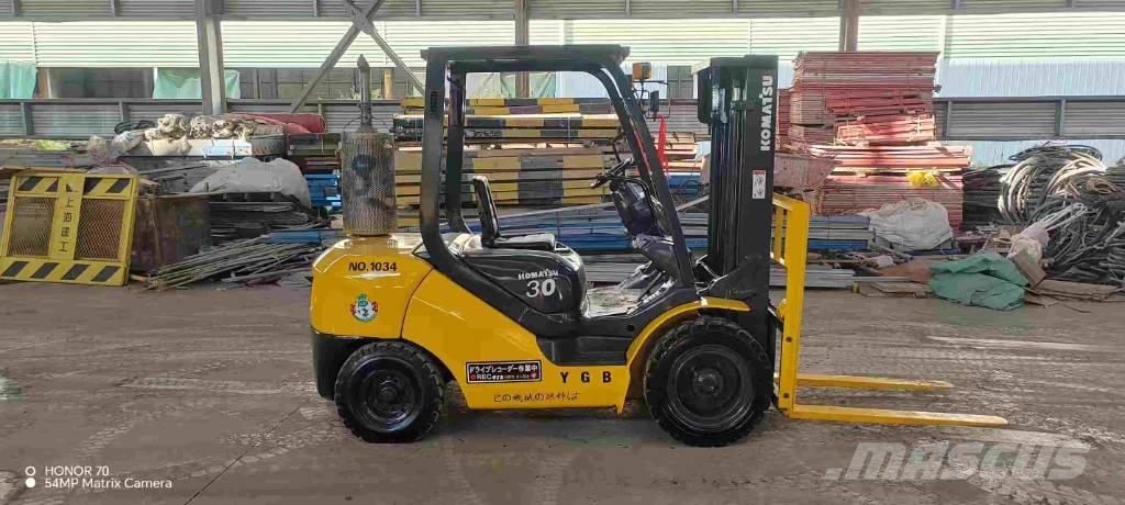 Komatsu FD 30 T-17 Diesel heftrucks