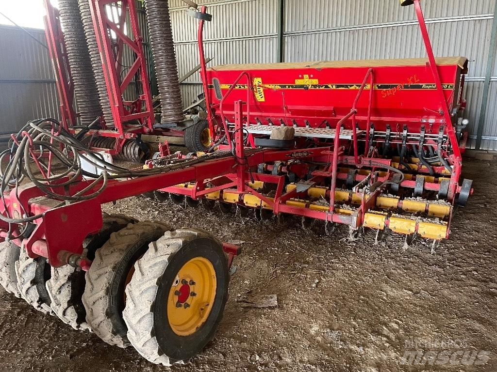 Väderstad Rapid400C Drillmaschinen