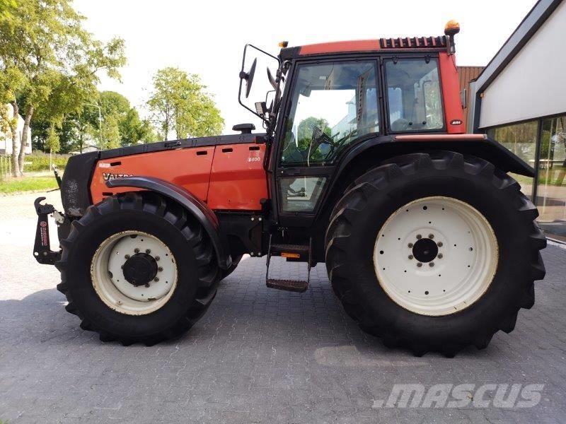Valtra 8400 Traktoren