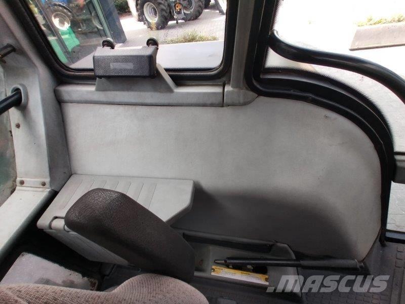 Valtra 8400 Traktoren