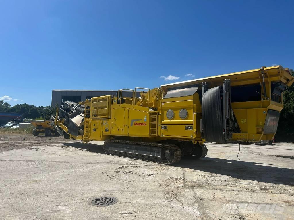 Keestrack R5h Sieb- und Brechanlagen