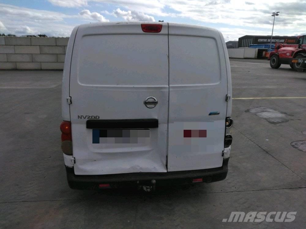 Nissan NV 200 Lieferwagen