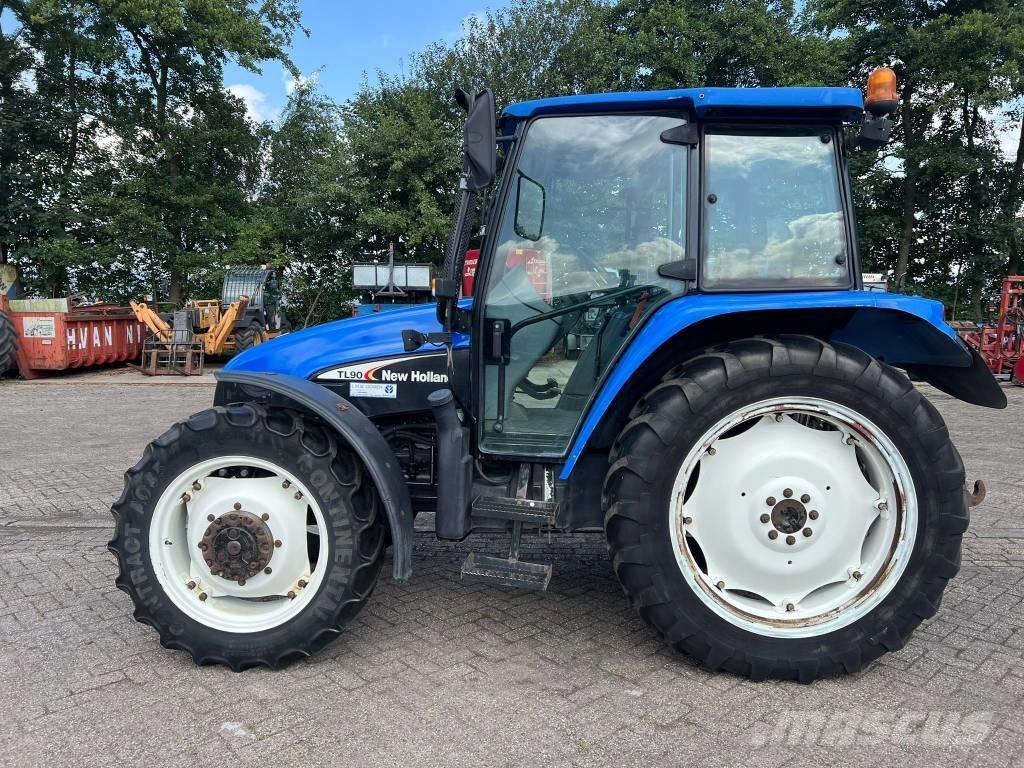 New Holland TL 90 Traktoren