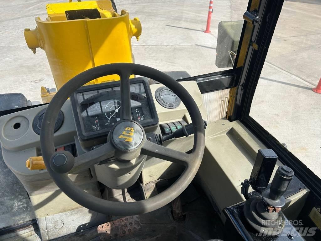 JCB 409 Teleskoplader für Landwirtschaft
