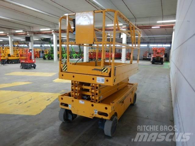 Haulotte Compact 10 Scheren-Arbeitsbühnen