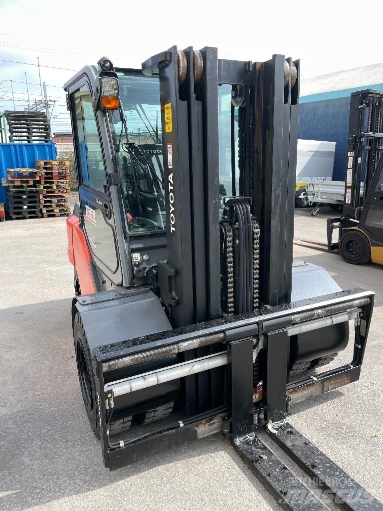 Toyota 40-8FD45N Diesel heftrucks