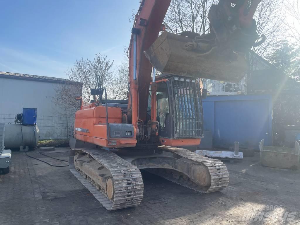 Doosan EXCA Raupenbagger