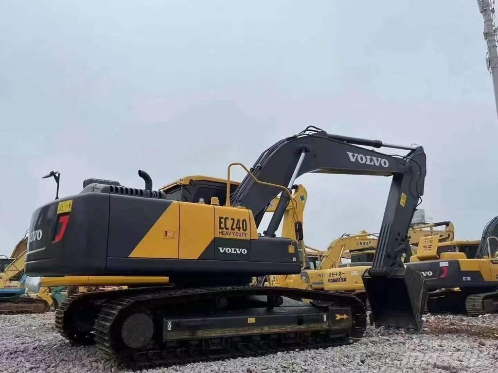 Volvo ec240D Raupenbagger
