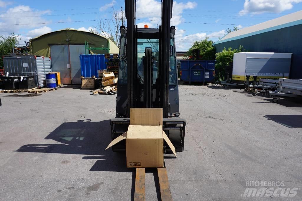 Toyota 8FBMT35 Elektrische heftrucks