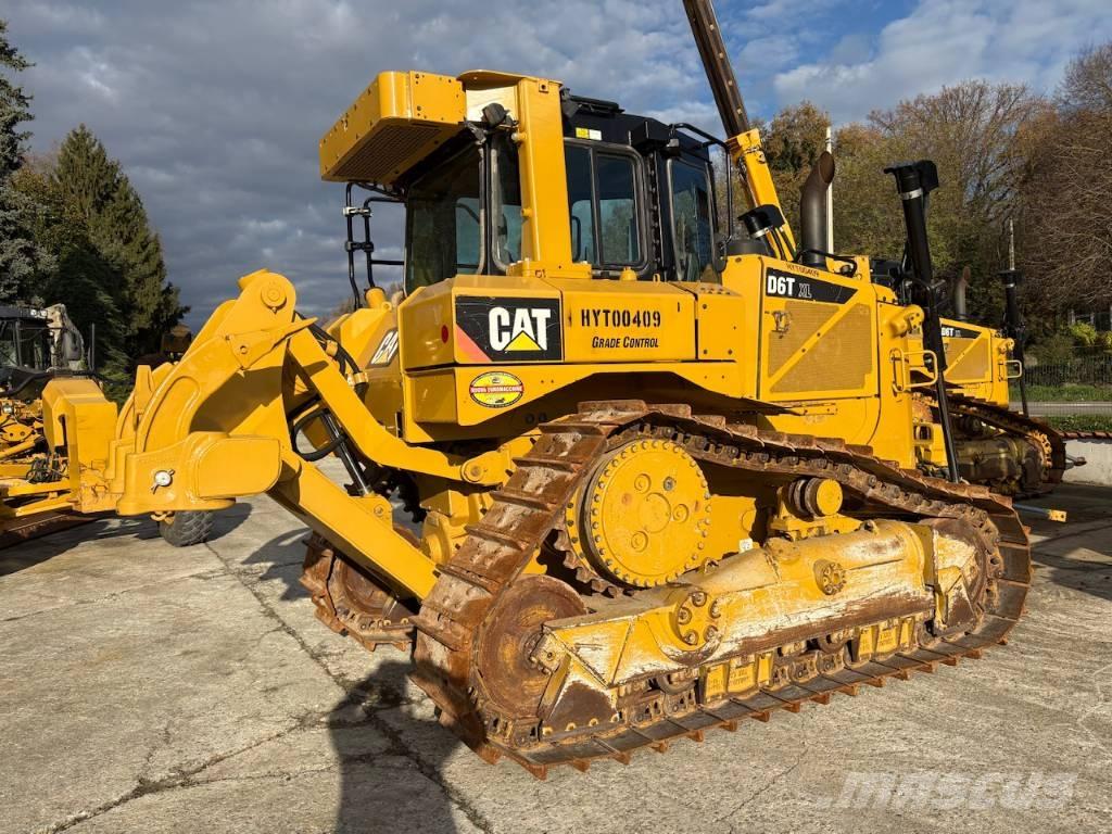 CAT D 6 T XLVP Bulldozer