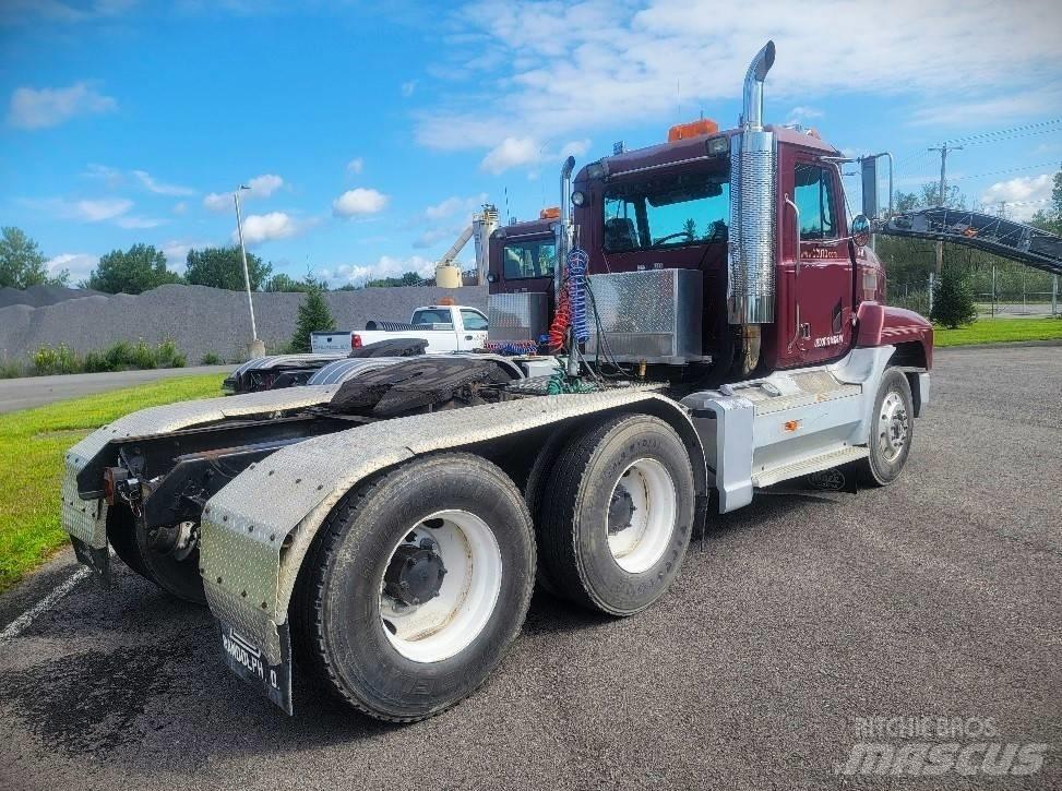 Mack CH 613 Sattelzugmaschinen