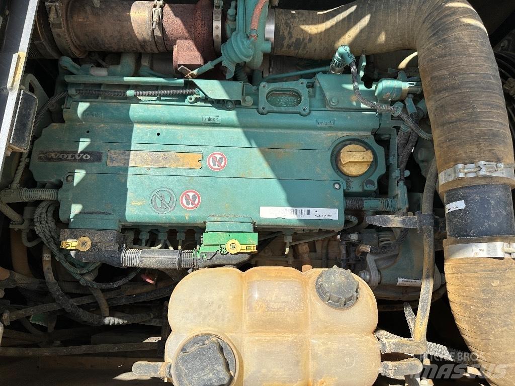 Volvo EC 220 E L Raupenbagger