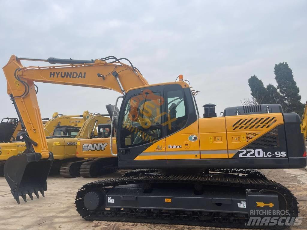 Hyundai 220LC-9S Raupenbagger