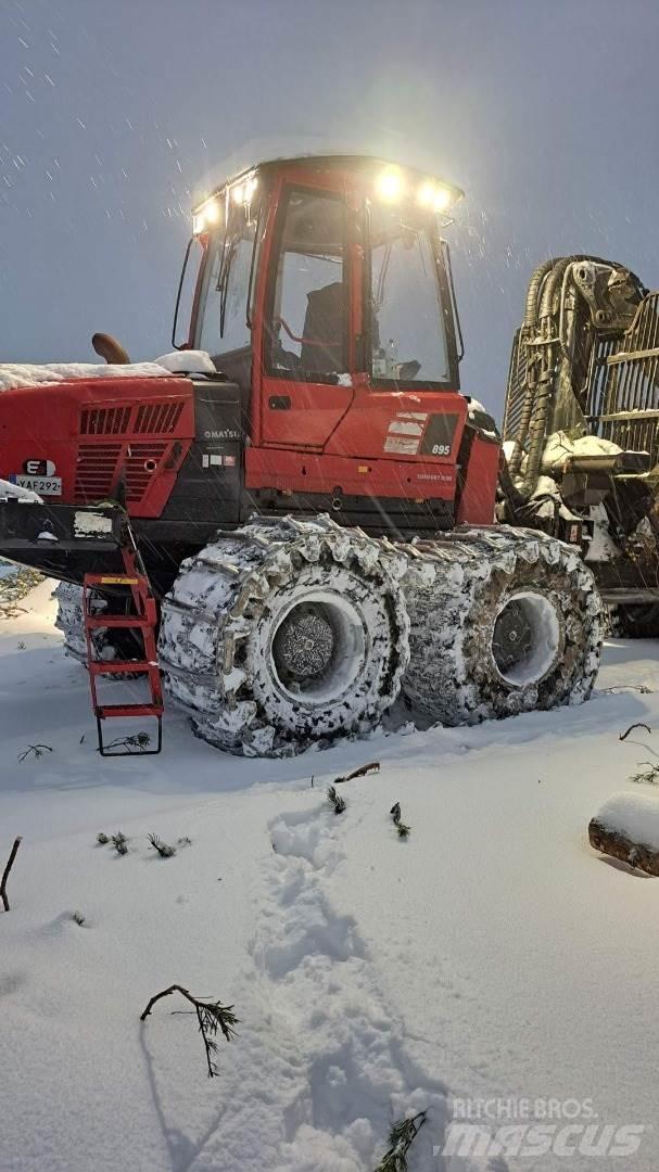 Komatsu 895 Forwarder