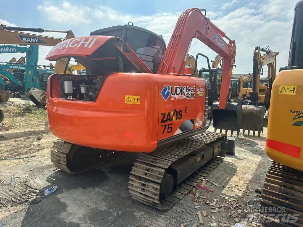 Hitachi ZX 75 Midibagger  7t - 12t