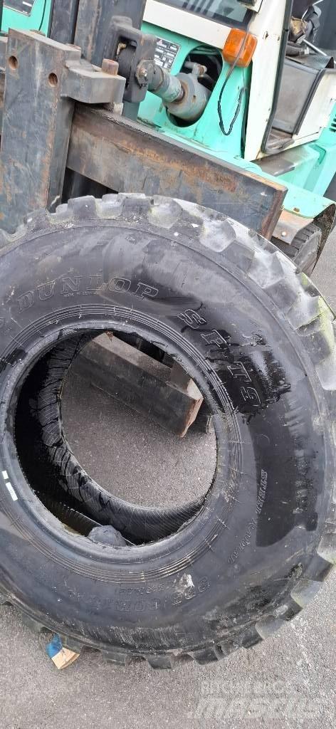 Dunlop 335/80R18 Reifen