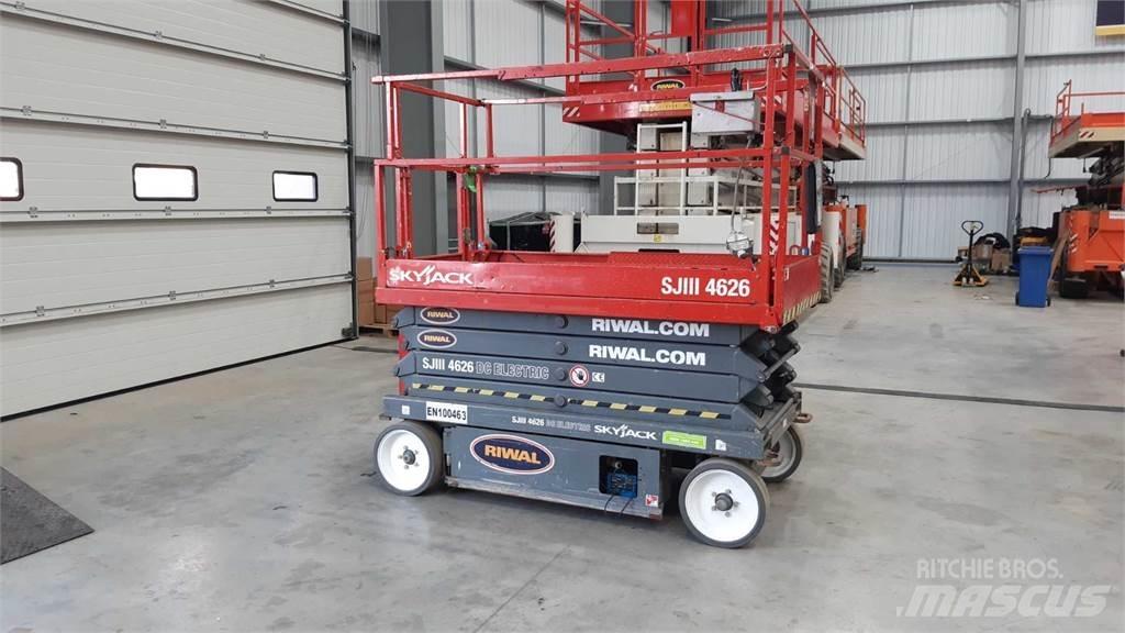 SkyJack SJIII4626 Scheren-Arbeitsbühnen