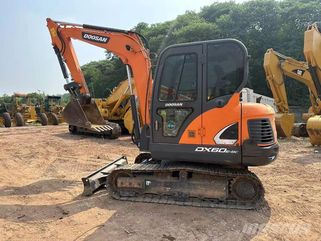 Doosan DX 60 Raupenbagger