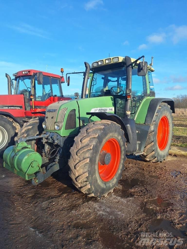 Fendt 716 Vario Traktoren
