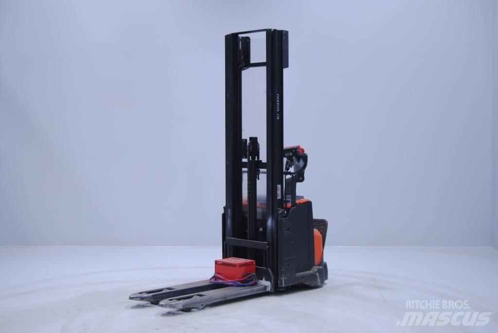 Toyota SWE120L Deichselstapler