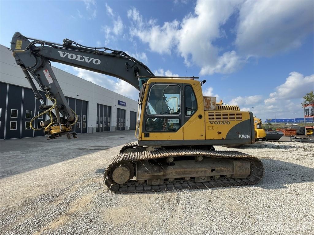 Volvo EC 180 B LC Raupenbagger