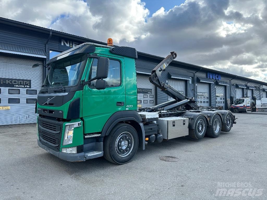Volvo FM 420 8x2/4 Abrollkipper
