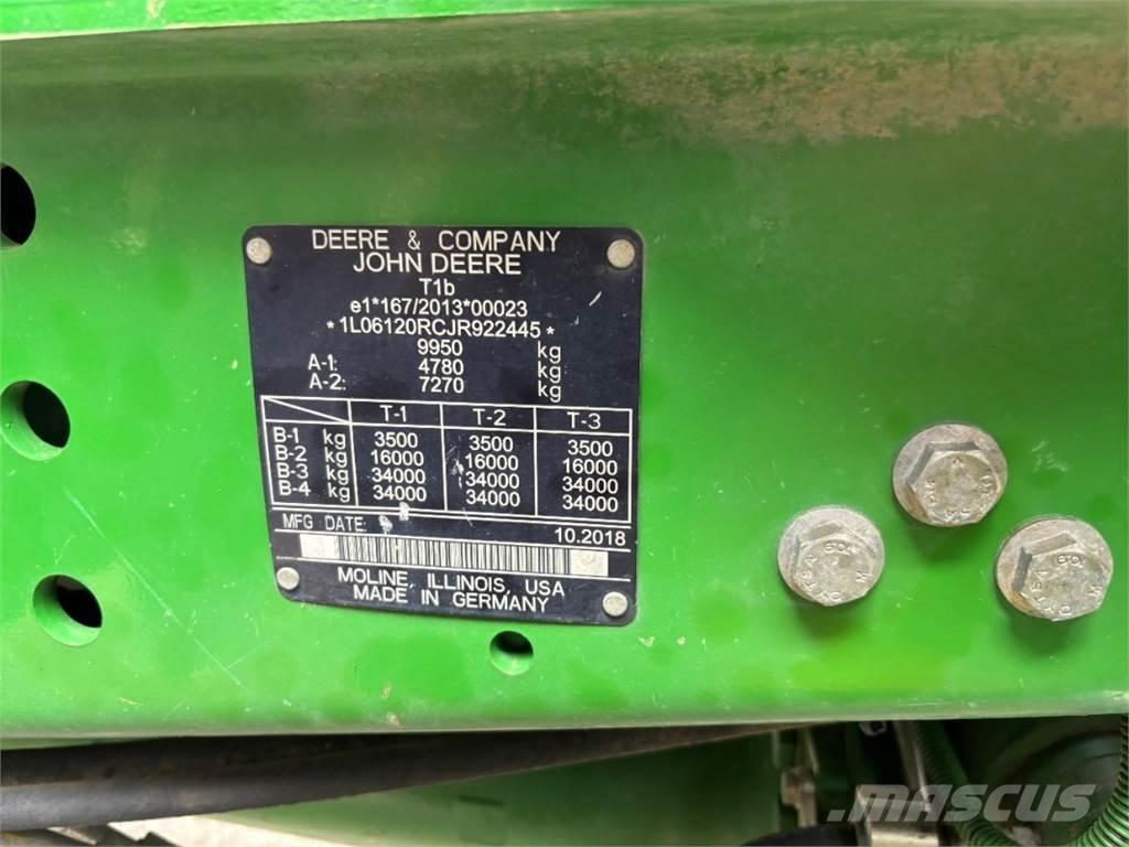 John Deere 6120R Traktoren