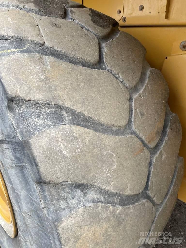 CAT 972M XE Radlader