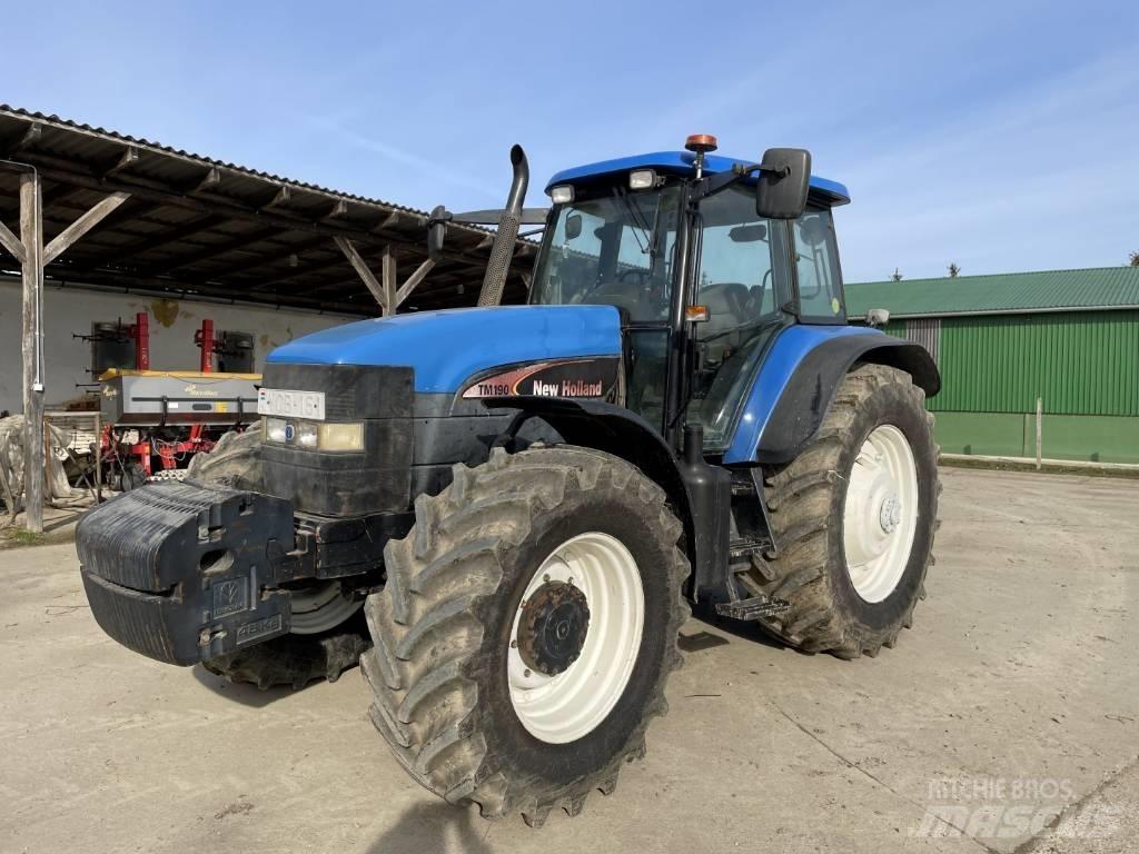 New Holland TM 190 Traktoren