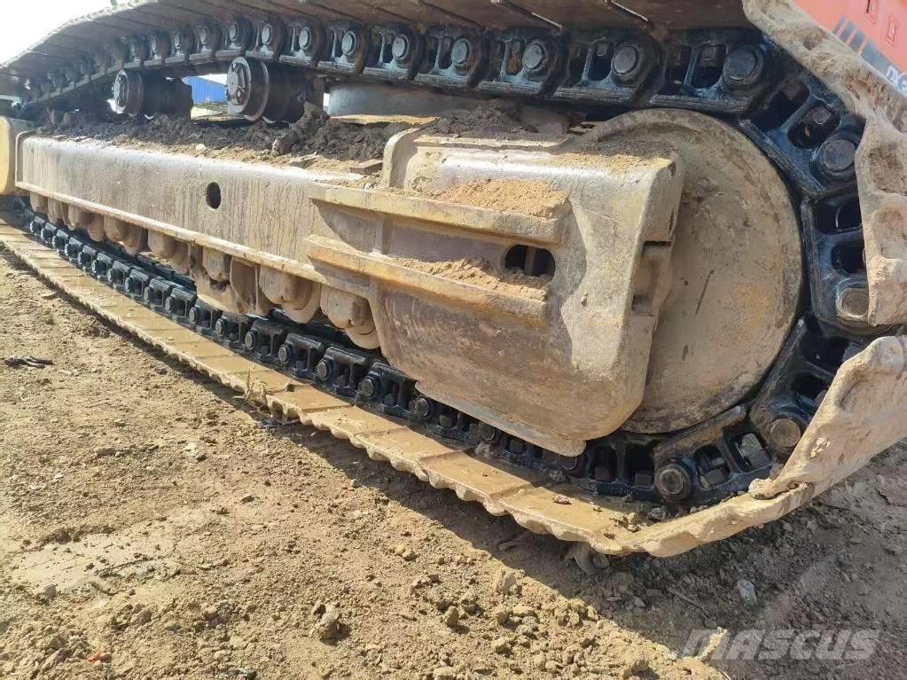 Doosan DX 380 LC Raupenbagger