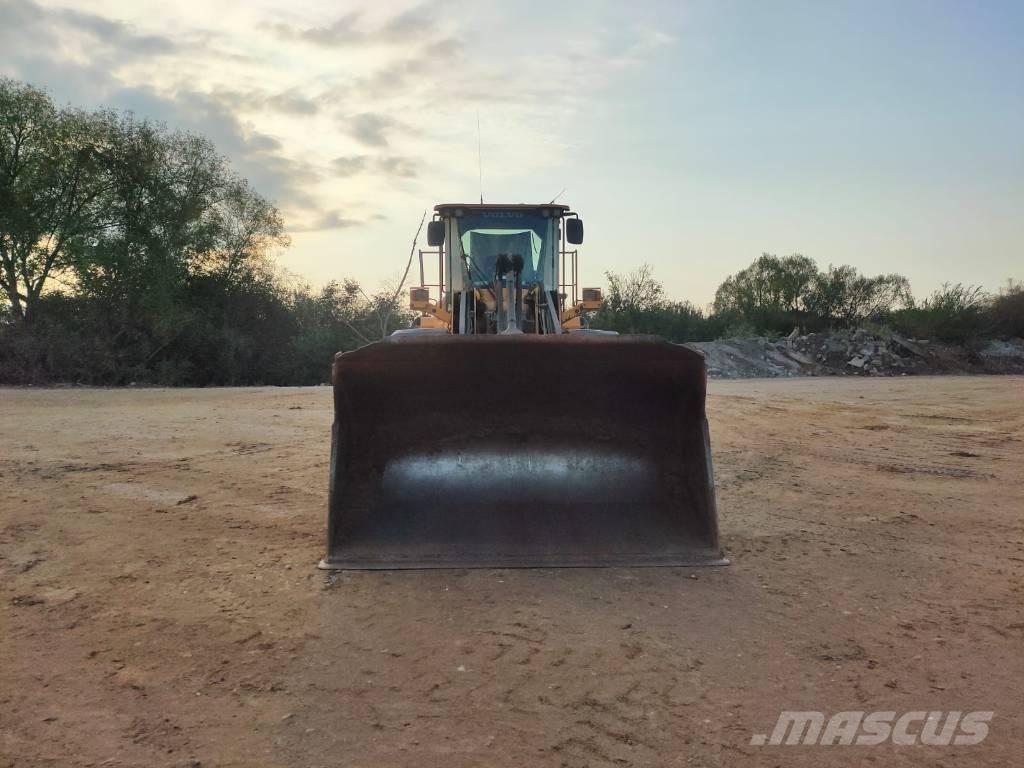 Volvo L 110 G Laderaupen