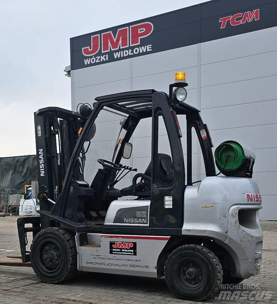 Nissan UG1D2A32LQ LPG heftrucks
