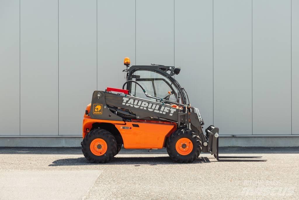 Ausa T 144 H Teleskoplader